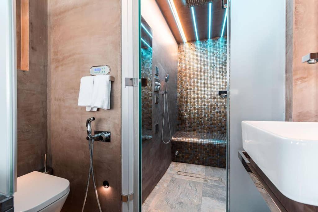 The Minipenthouse Terrace & Spa Paço de Arcos Екстериор снимка