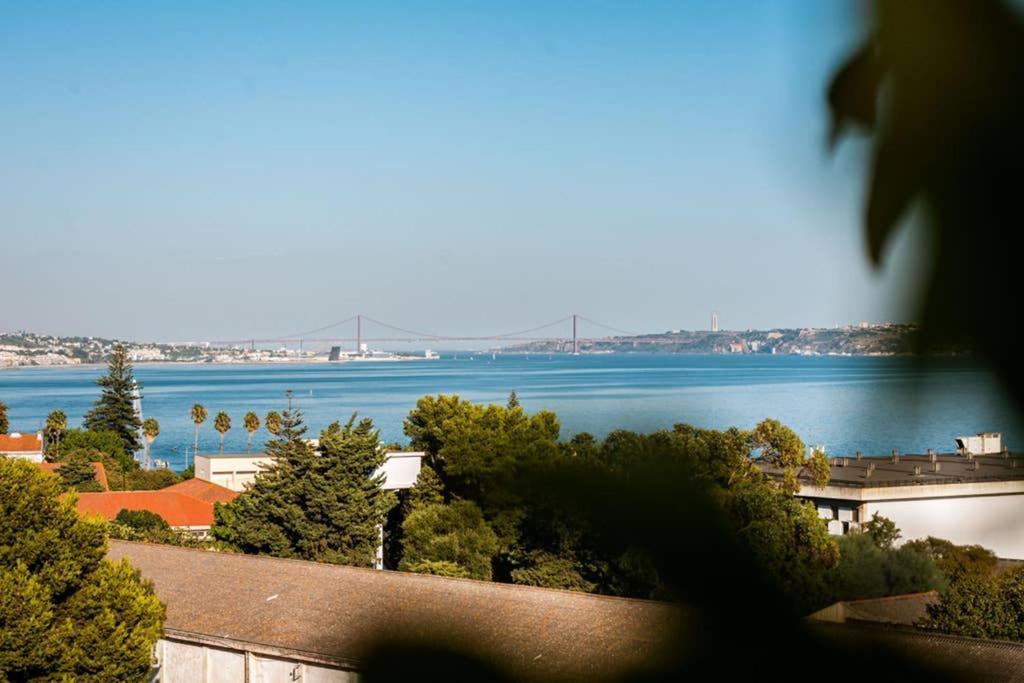 The Minipenthouse Terrace & Spa Paço de Arcos Екстериор снимка